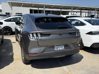 Ford Mustang Mach-E 2023 Select 4dr SUV