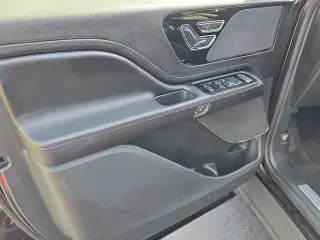 Lincoln Aviator 2024 AWD Premiere 4p SUV