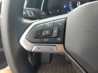 Volkswagen Jetta 2024 SE 4dr Sedán