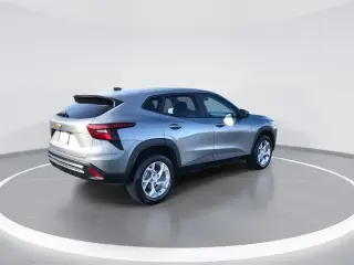 Chevrolet Trax 2024 LS 4p Crossover