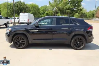 Volkswagen Atlas Cross Sport 2023 V6 SE 4dr SUV con Tecnología