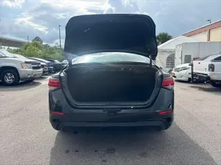 Nissan Sentra 2025 SV 4p Sedana