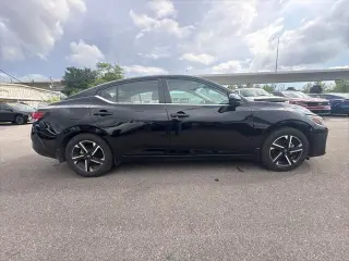 Nissan Sentra 2025 SV 4p Sedana