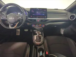 Kia Forte 2023 GT-Line sedán de 4 puertas