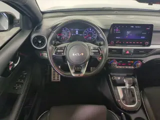 Kia Forte 2023 GT-Line sedán de 4 puertas