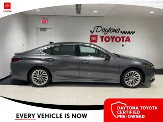Sedán Lexus ES 350 Ultra Luxury de 4 puertas y 2020