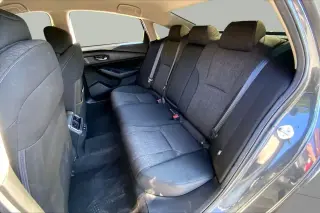Sedán de 4 puertas Honda Accord 2025 LX