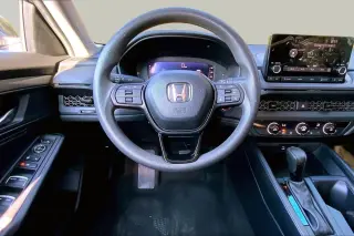Sedán de 4 puertas Honda Accord 2025 LX