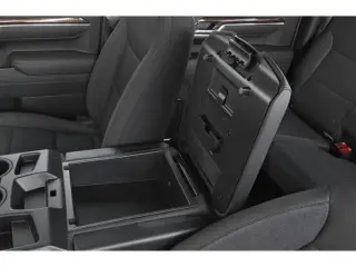 GMC Sierra 1500 2025 4x4 SLT 4p. Cabina de Tripulação 5.8 ft. CB