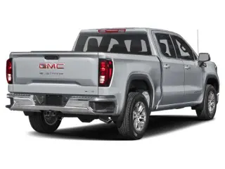 GMC Sierra 1500 2025 4x4 SLT 4p. Cabina de Tripulação 5.8 ft. CB