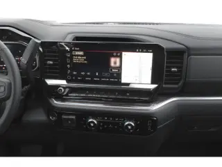 GMC Sierra 1500 2025 4x4 SLT 4p. Cabina de Tripulação 5.8 ft. CB