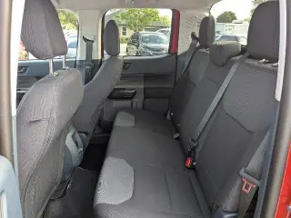 Ford Maverick 2024 AWD XL 4 puertas SuperCrew caja corta de 4.5 pies