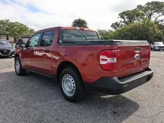 Ford Maverick 2024 AWD XL 4 puertas SuperCrew caja corta de 4.5 pies