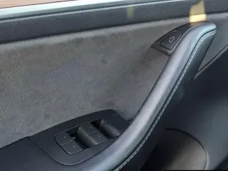 Tesla Model 3 2023 Sedán 4p.