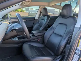 Tesla Model 3 2023 Sedán 4p.