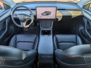Tesla Model 3 2023 Sedán 4p.