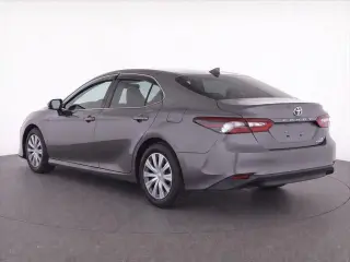 Toyota Camry Hybrid 2023 LE 4p Sedano