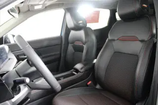 Nissan Kicks 2025 SR Crossover de 4 puertas