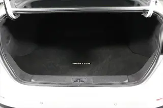 Nissan Sentra 2025 SR 4p Sedán