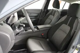 Nissan Sentra 2026 SV 4dr Sedan