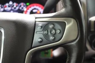 GMC Sierra 2500HD 2015 4x4 Denali 4dr Crew Cab SB