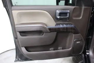 GMC Sierra 2500HD 2015 4x4 Denali 4dr Crew Cab SB