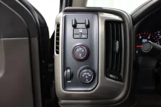 GMC Sierra 2500HD 2015 4x4 Denali 4dr Crew Cab SB