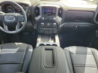 GMC Sierra 1500 2019 4x2 Denali 4 puertas Crew Cab Caja Corta 5.8 pies