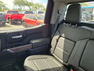 GMC Sierra 1500 2019 4x2 Denali 4 puertas Crew Cab Caja Corta 5.8 pies