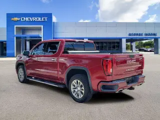 GMC Sierra 1500 2019 4x2 Denali 4 puertas Crew Cab Caja Corta 5.8 pies