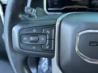 GMC Sierra 1500 2022 4x4 Denali 4p Crew Cab 5.8 ft. CB