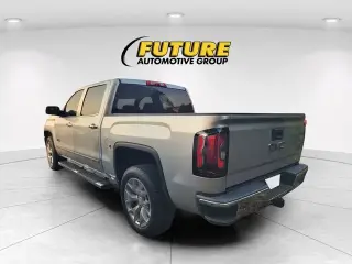 GMC Sierra 1500 2017 4x2 SLT 4dr Cabina de tripulación 5.8 ft. CB