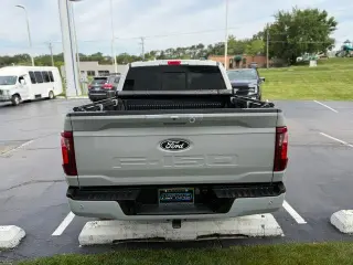 Ford F-150 2024 4x4 XLT 4 puertas SuperCrew 5.5 pies caja corta