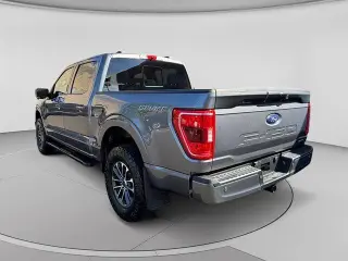 Ford F-150 2021 4x4 XLT 4p SuperCrew 5.5 ft. SB