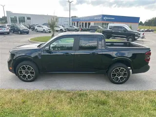 Ford Maverick 2026 AWD Lariat 4dr SuperCrew 4.5 ft. SB