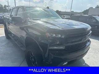 Chevrolet Silverado 1500 2020 4x4 RST 4 puertas Cabina Doble Caja Corta de 6.6 pies