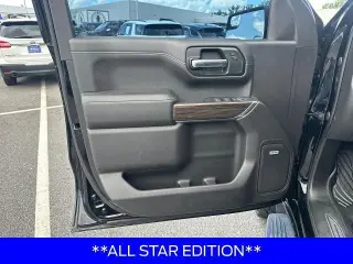 Chevrolet Silverado 1500 2020 4x4 RST 4 puertas Cabina Doble Caja Corta de 6.6 pies