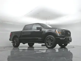 Ford F-150 2023 4x4 XLT 4p SuperCrew 6.5 ft. SB