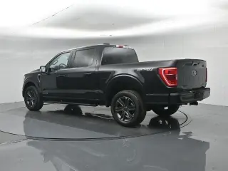 Ford F-150 2023 4x4 XLT 4p SuperCrew 6.5 ft. SB