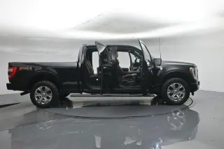 Ford F-150 2021 4x4 Platinum 4dr SuperCrew 6.5 ft. SB