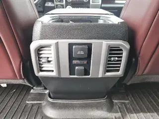 Ford F-150 2016 4x4 Platinum 4p SuperCrew 6.5 ft. SB