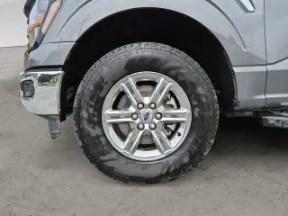 Ford F-150 2025 4x4 XLT 4p SuperCrew 5.5 ft. CB