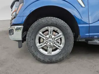 Ford F-150 2025 4x4 XLT 4p SuperCrew 5.5 ft. CB
