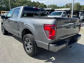 Ford F-150 2024 4x4 STX 4dr SuperCrew 5.5 ft. SB