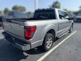 Ford F-150 2025 4x2 XLT 4dr SuperCrew 5.5 ft. SB