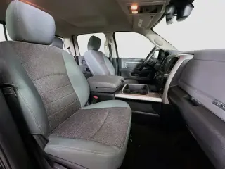 Ram 1500 2016 4x2 SLT 4dr Crew Cab 5.5 ft. SB Pickup