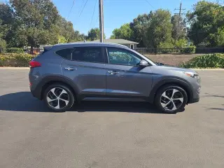 Hyundai TUCSON 2016 Limited 4dr SUV