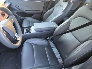 Tesla Model 3 2025 Long Range 4p Fastback