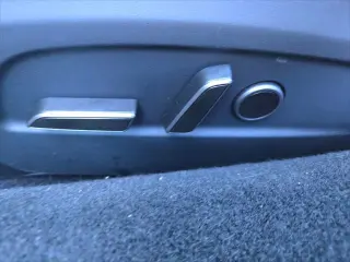 Tesla Model 3 2025 Long Range 4p Fastback