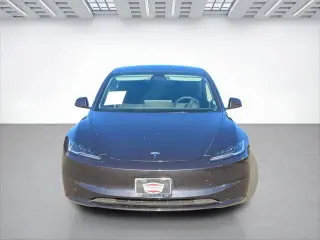 Tesla Model 3 2025 Long Range 4p Fastback